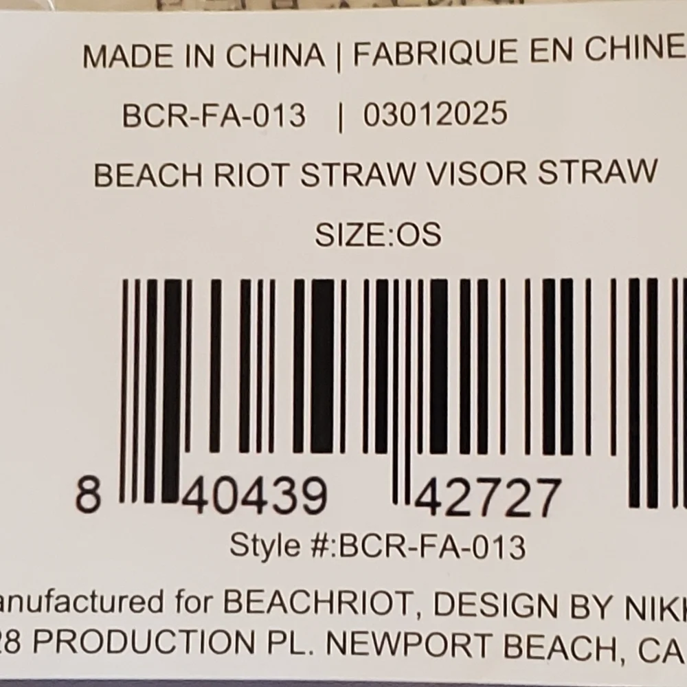 BEACH RIOT NWT. STRAW VISOR OS. VELCRO.
